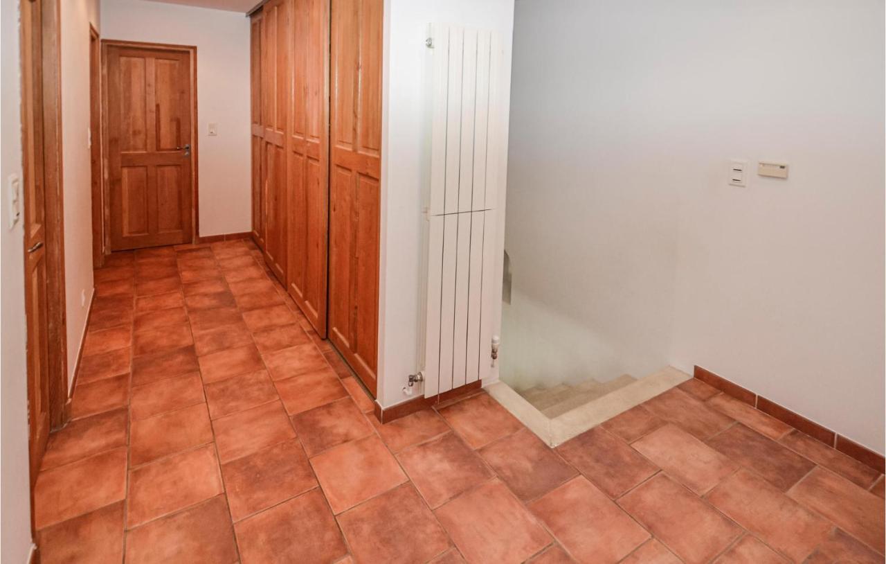 3 Bedroom Awesome Home In Chateuneuf De Gadagne Châteauneuf-de-Gadagne Exteriér fotografie